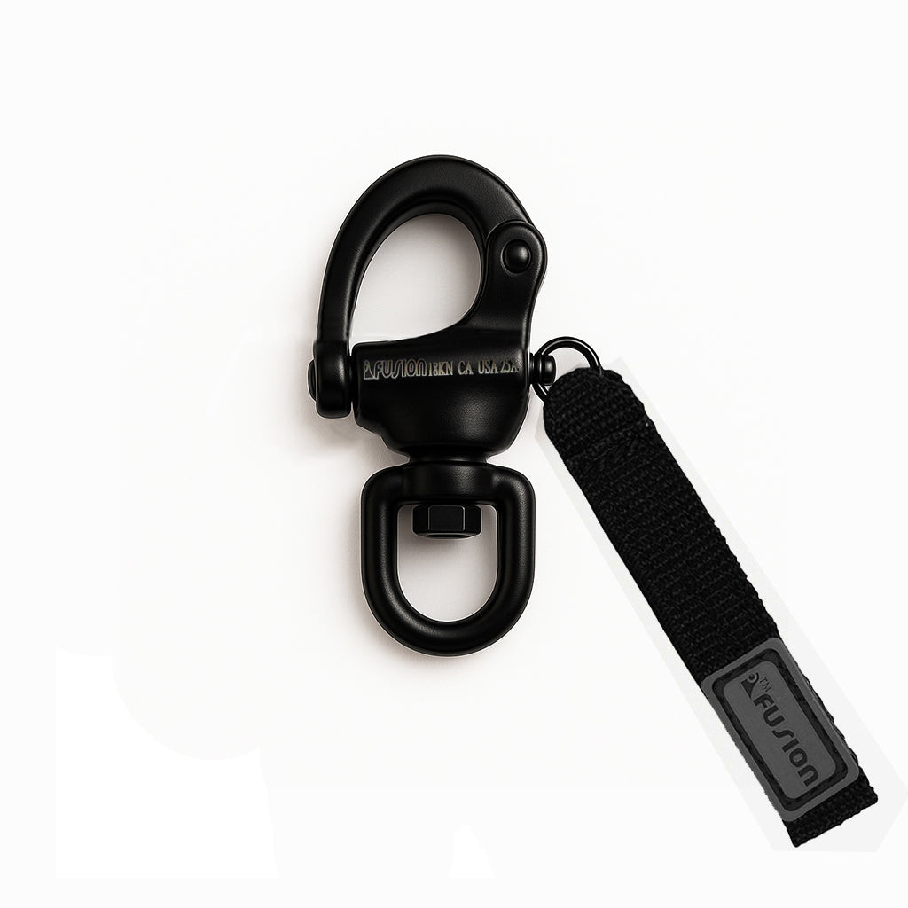 Swivel base prevents rope twisting in dynamic use