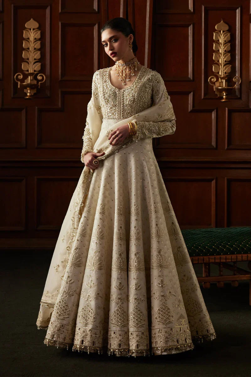 Saad Bin Shahzad | EL Veneto Luxury Formals | OVIA - House of Ayeza