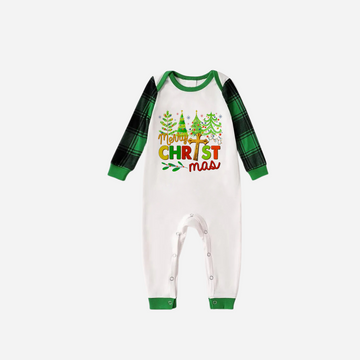 Drune | Frohe Weihnachten Bäume Familie Weihnachts-Pyjama-Set - Weißes Oberteil mit grünen Ärmeln und grünen karierten Hosen