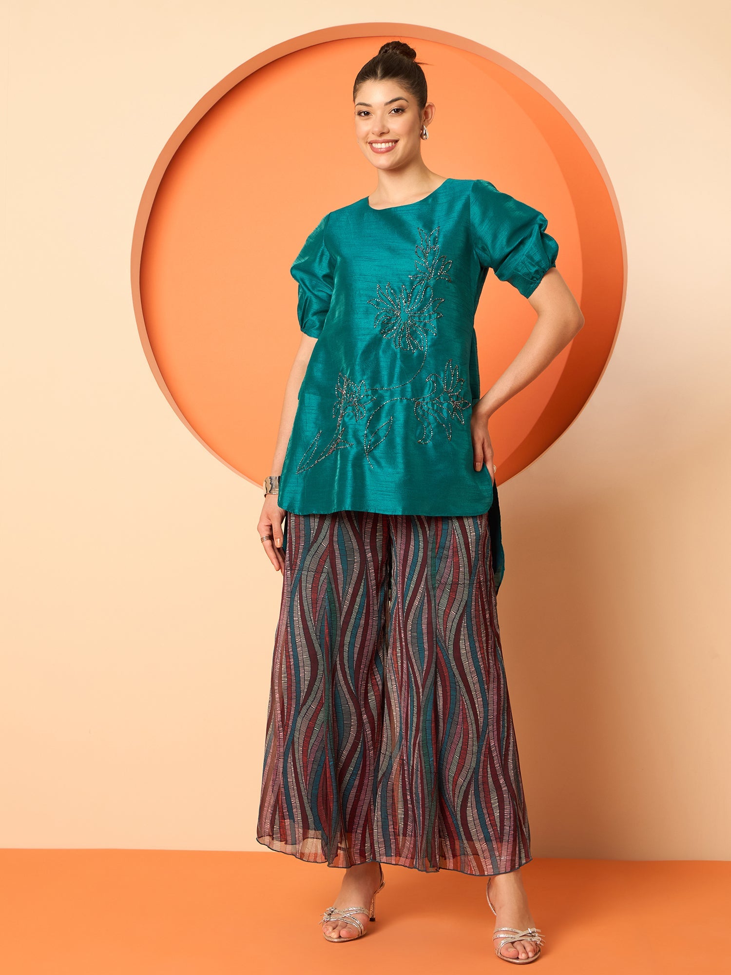 Antheaa Embellished & Printed Round Neck Short Sleeve Tunic With Trouser Co-Ords