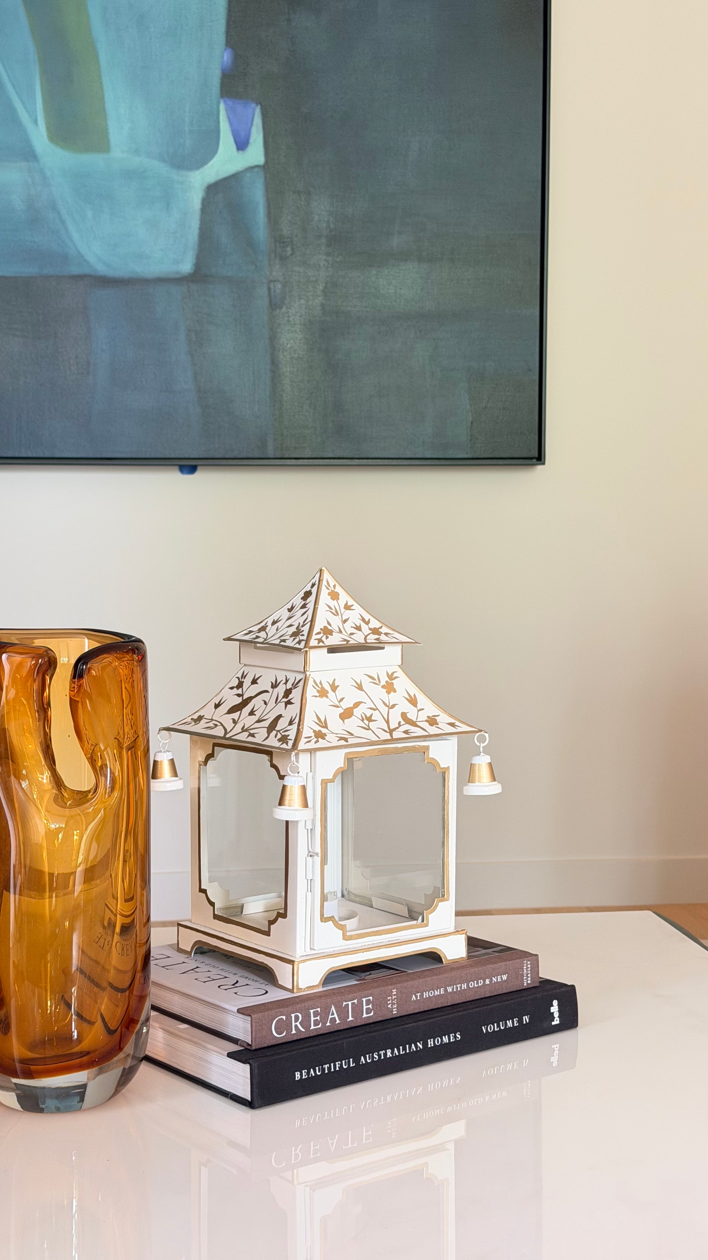 1M CREAM PATTERN LARGE PAGODA LANTERN 32X19CM