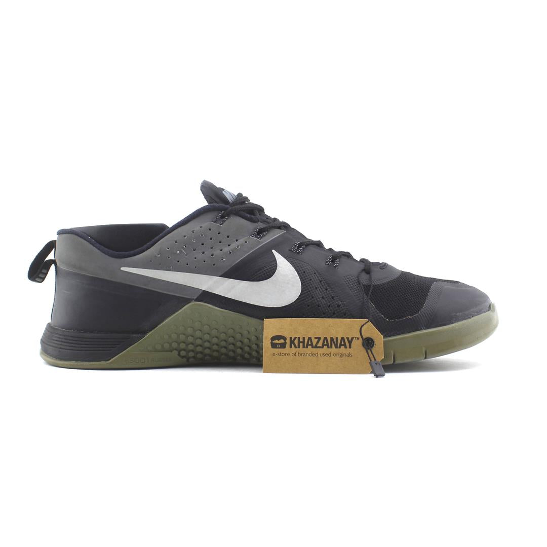 NIKE FLYWIRE
