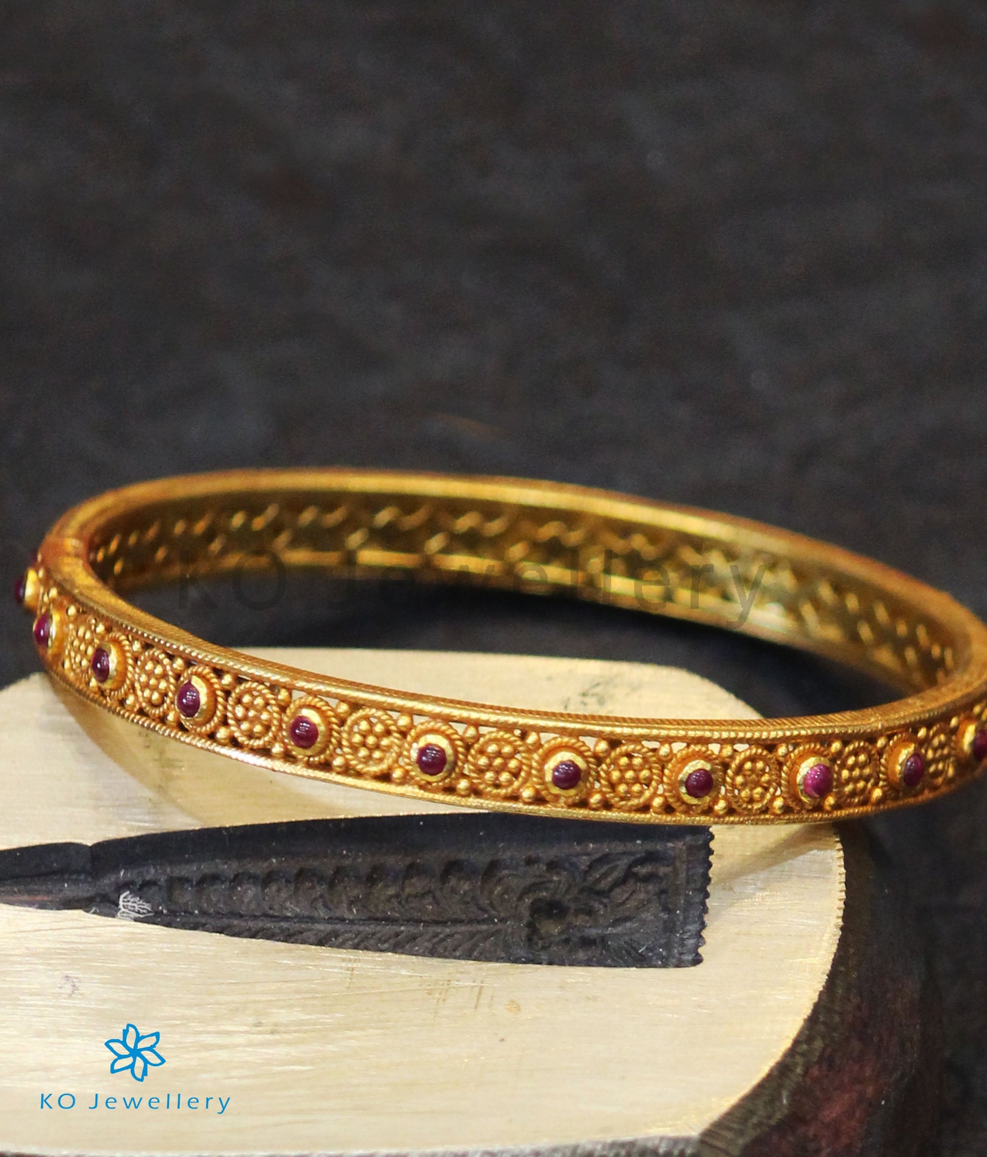 The Ramya Silver Kempu Bangle-Single(Red/Size/2.2/2.4/2.6/2.8)