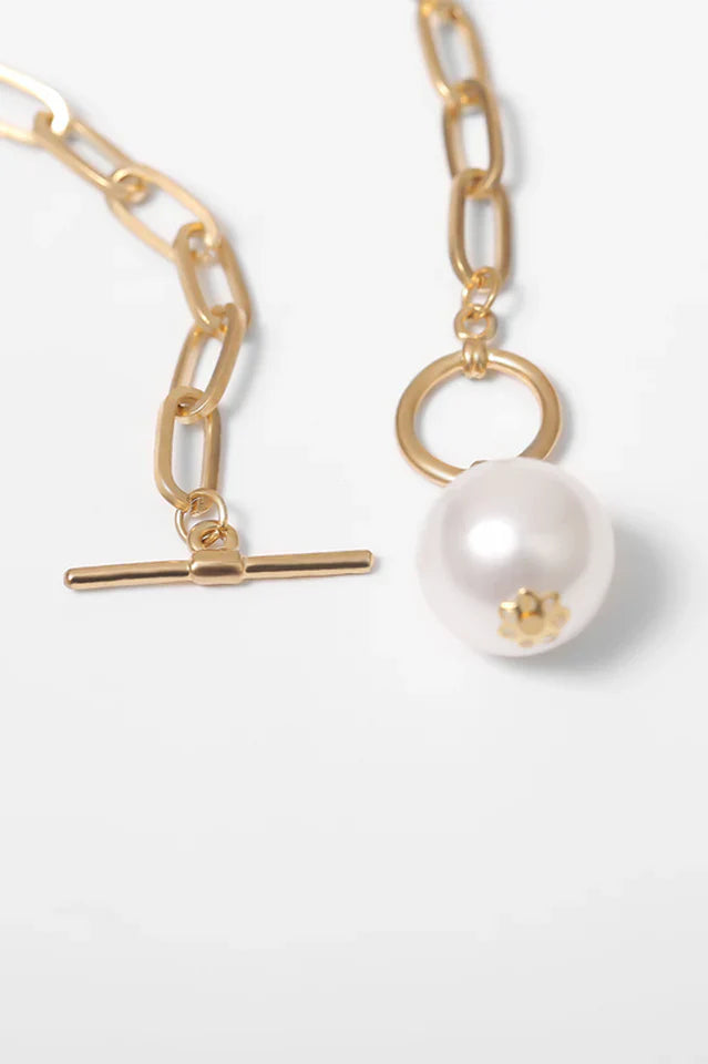 Faux Pearl Pendant Chain Necklace