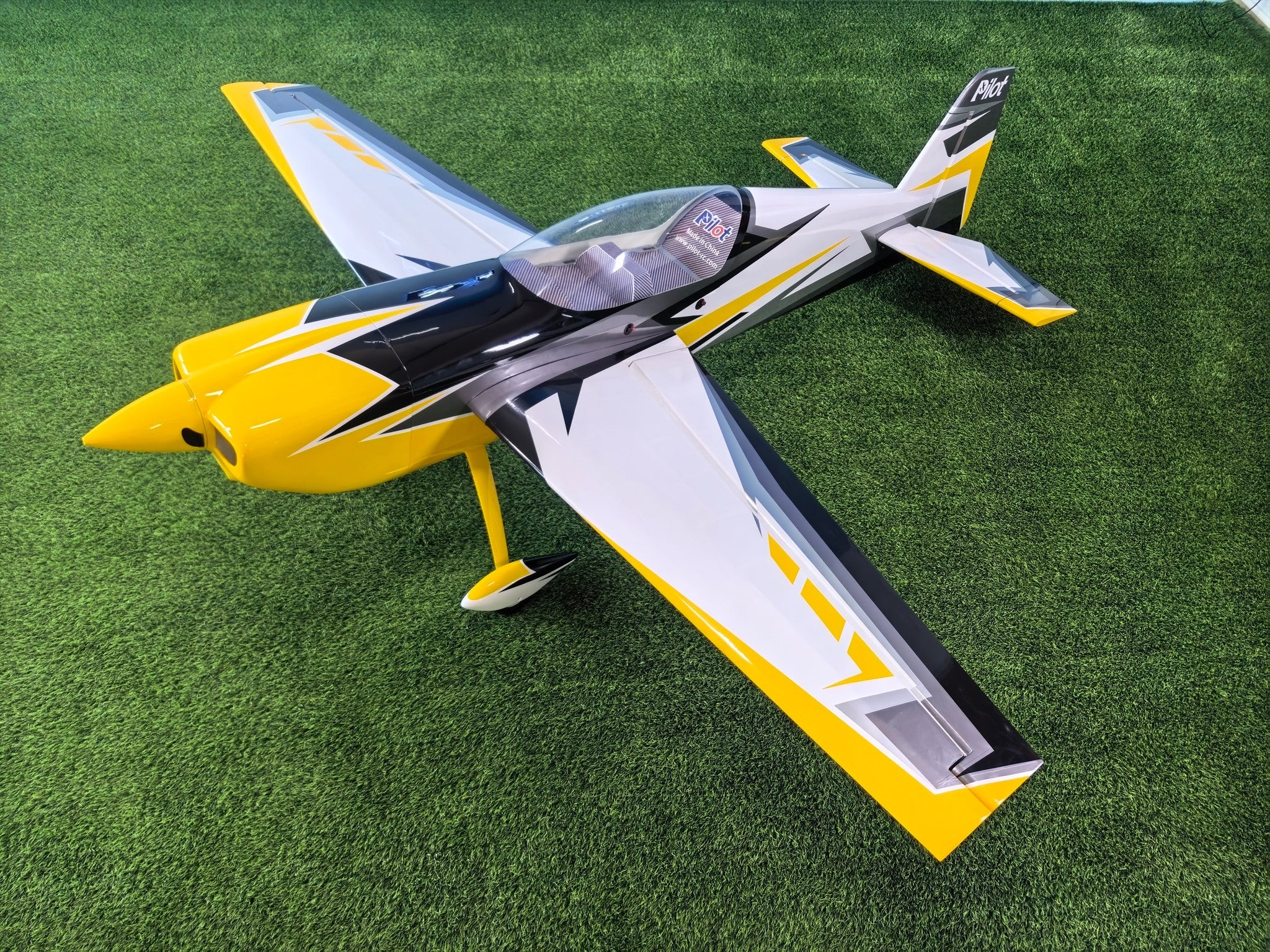 Pilot RC Raven 103" 2.26m 02 yellow/black/silver/white