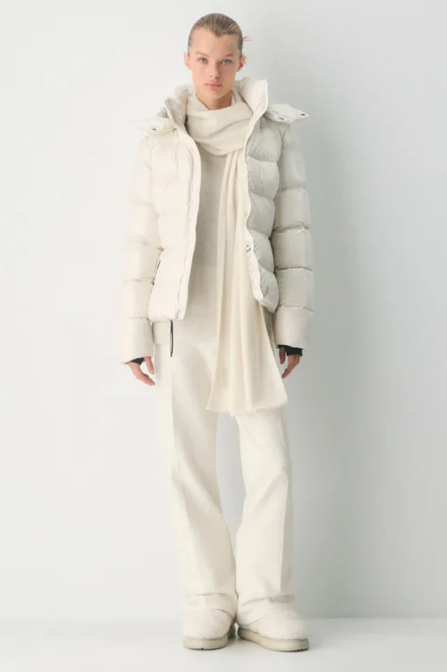 Aritzia The Supersnug Puff