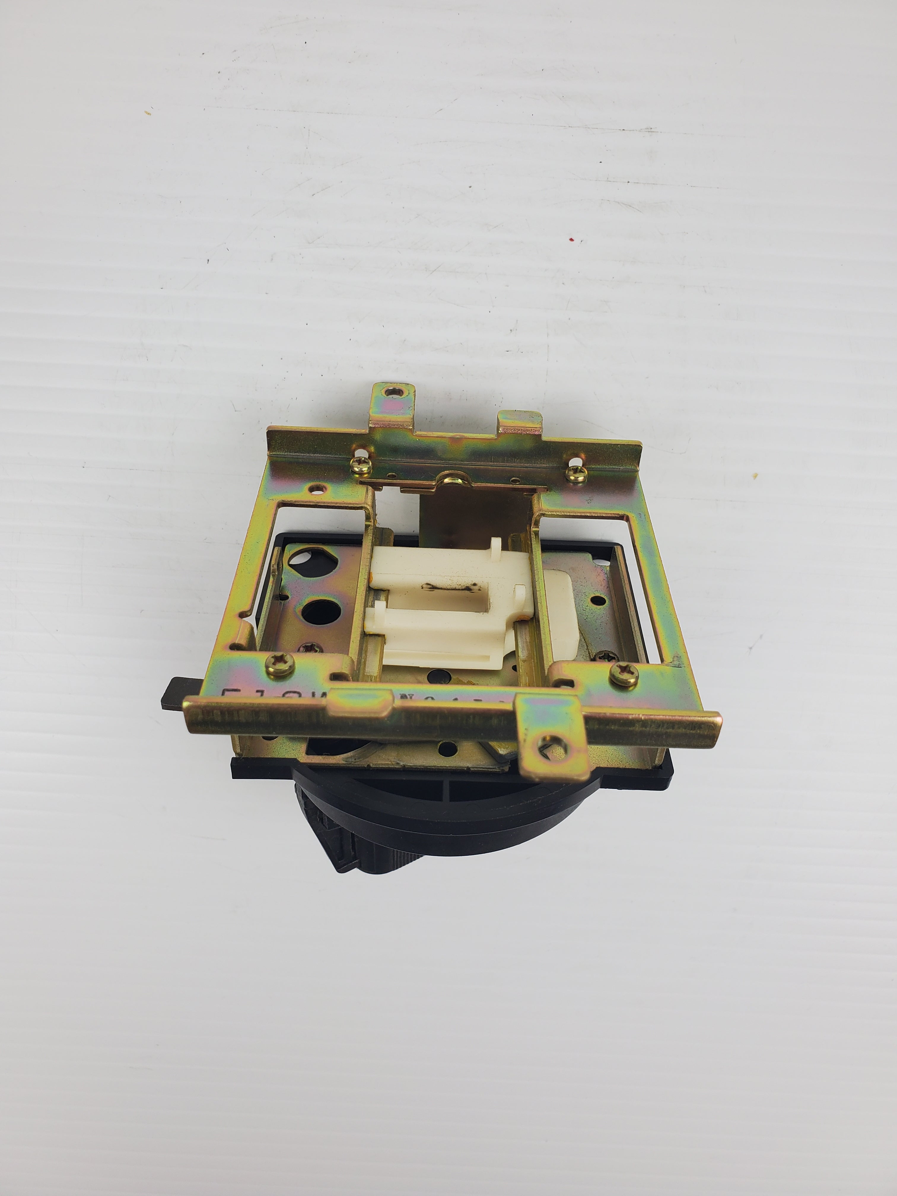 Mitsubishi FISWU N0410 External Handle Reset On/Off Switch