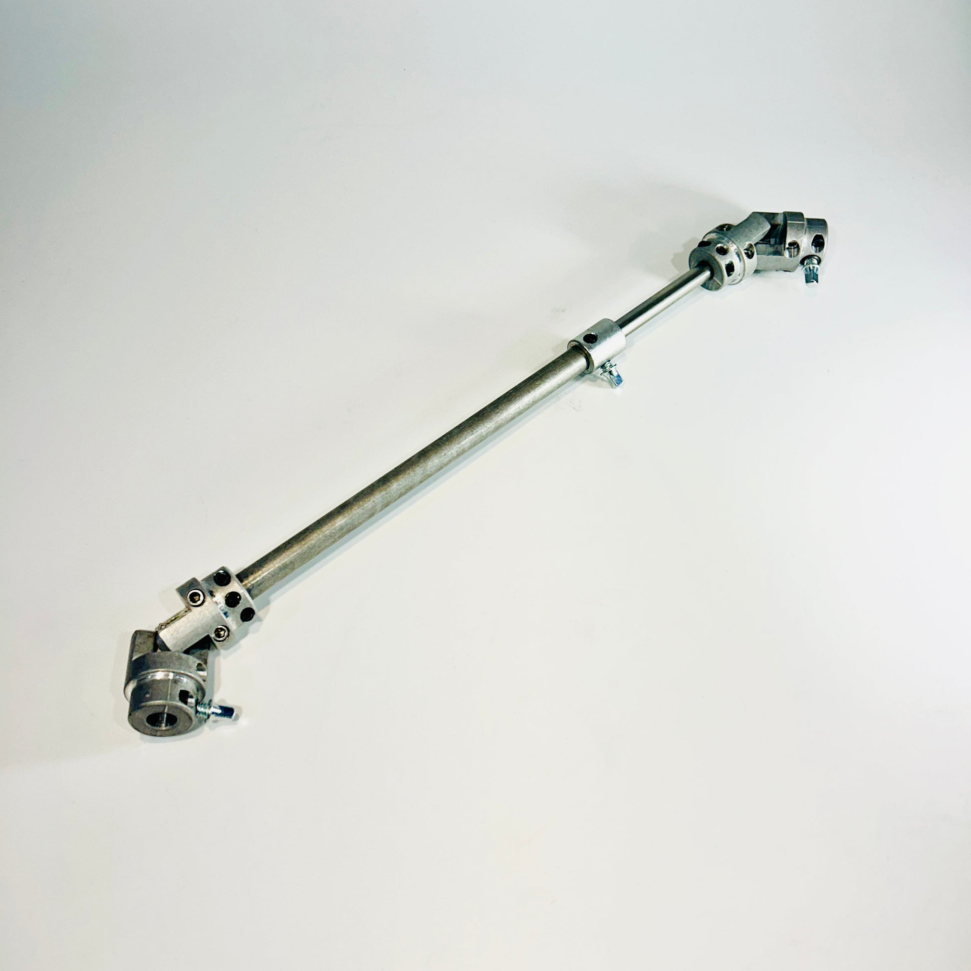 AXiS Adjustable Driveshaft