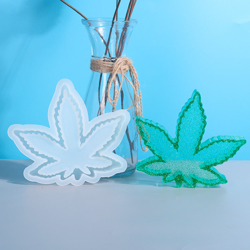 Leaf-Shaped Ashtray Mold