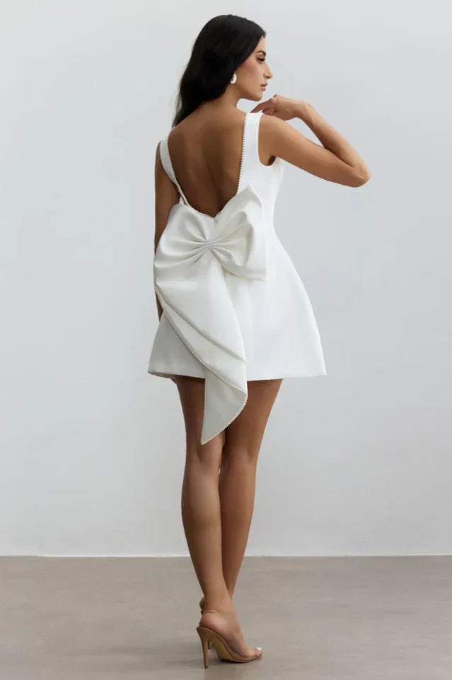 Cecila Bowknot Pearl Backless Mini Dress
