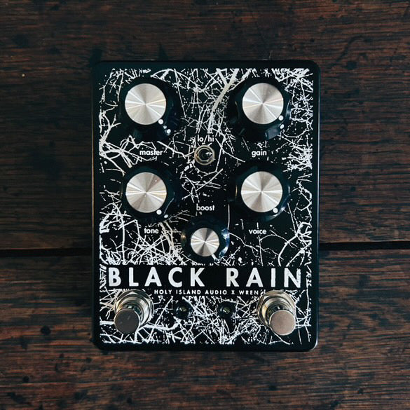 HOLY ISLAND X WREN BLACK RAIN PRE-AMP PEDAL