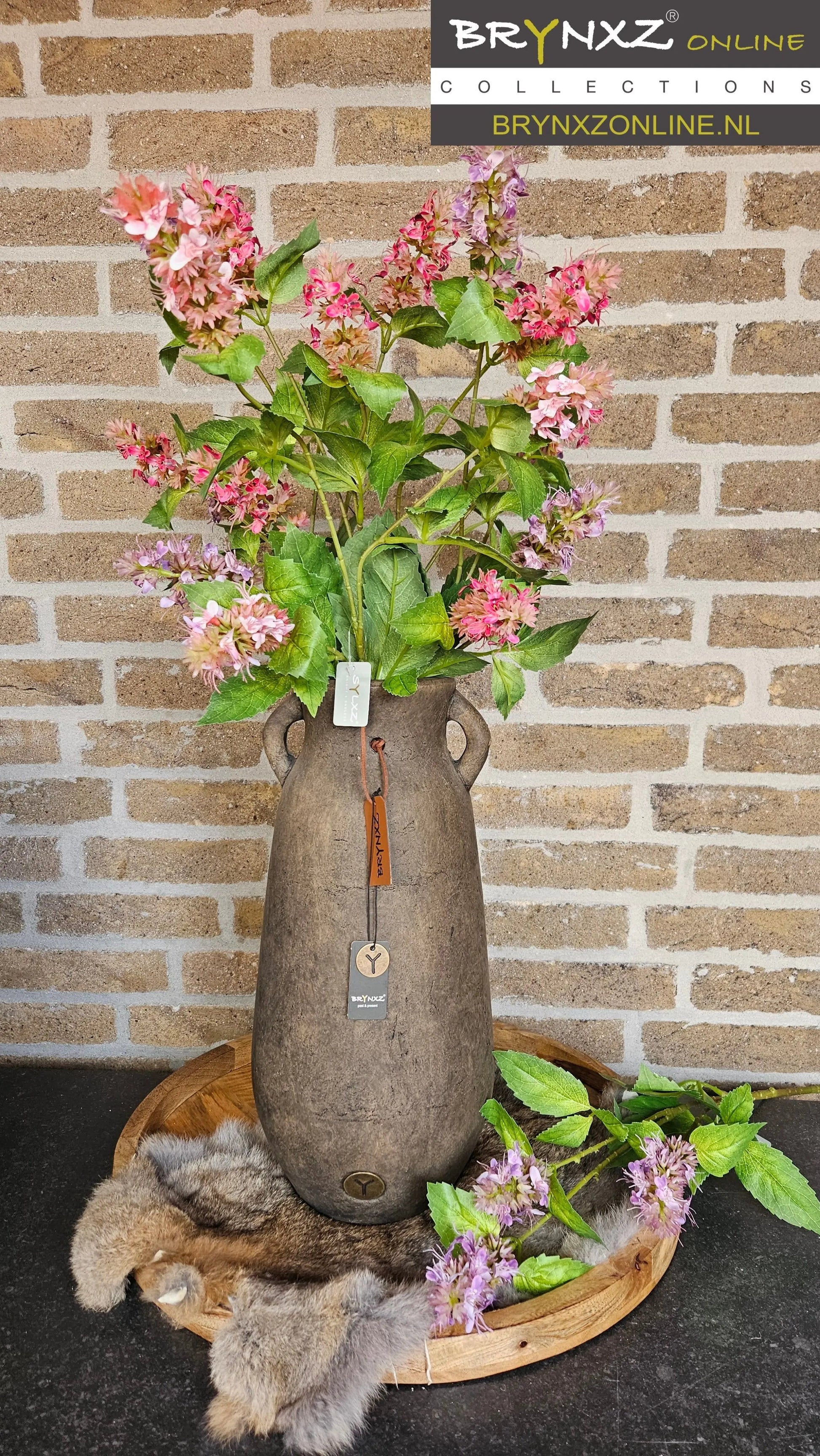 Brynxz Jug Two ears Leather Rope L – Brynxz vaas | Brynxzonline.nl