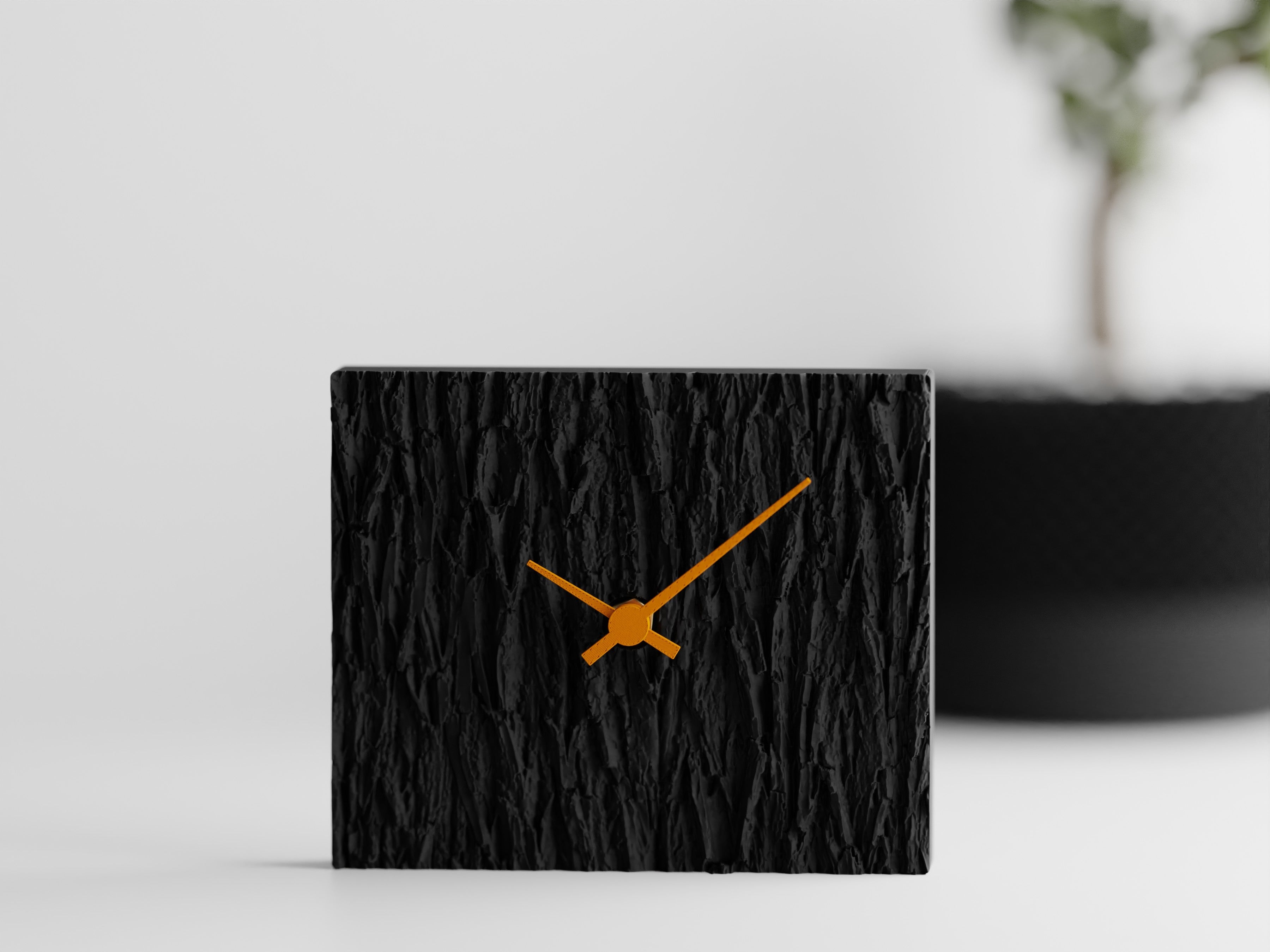 EverWood 3D Printed Wood Effect Clock With Quiet Timekeeping
