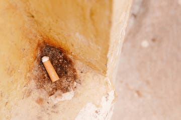 Home remedies help remove nicotine smoke stains from walls