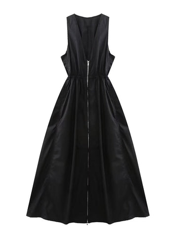 Elegant Black Sleeveless Dress With A Zipper