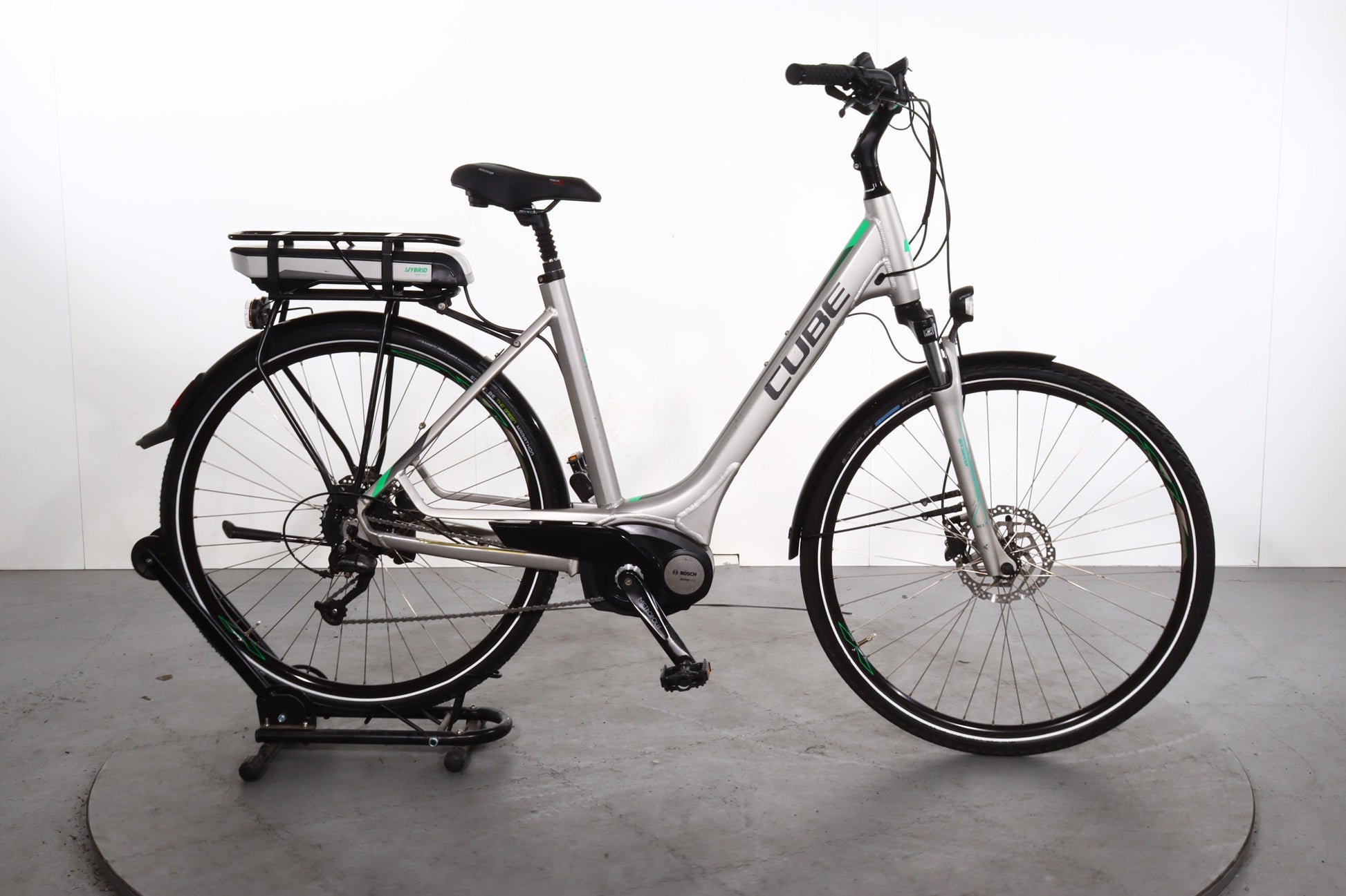 Cube Touring Hybrid One #1 global