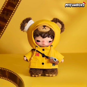 POP MART Hirono × Kodak Little Bear Vinyl Plush Pendant Hanging Card