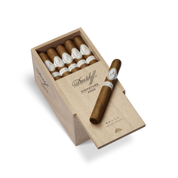 Davidoff Signature 2000 in Boxes of 25 Cigars