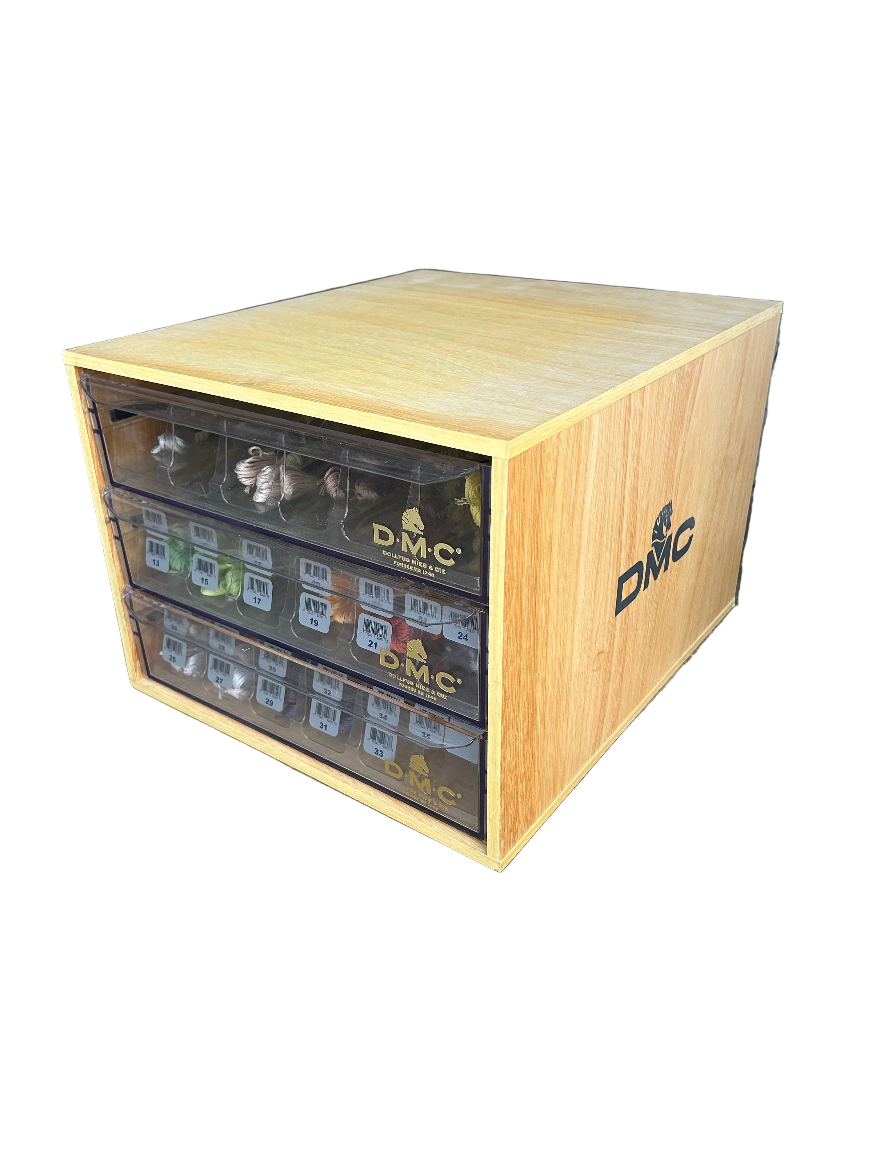 Cassettiera DMC  in legno  con tre cassetti per matassine filato da ricamo