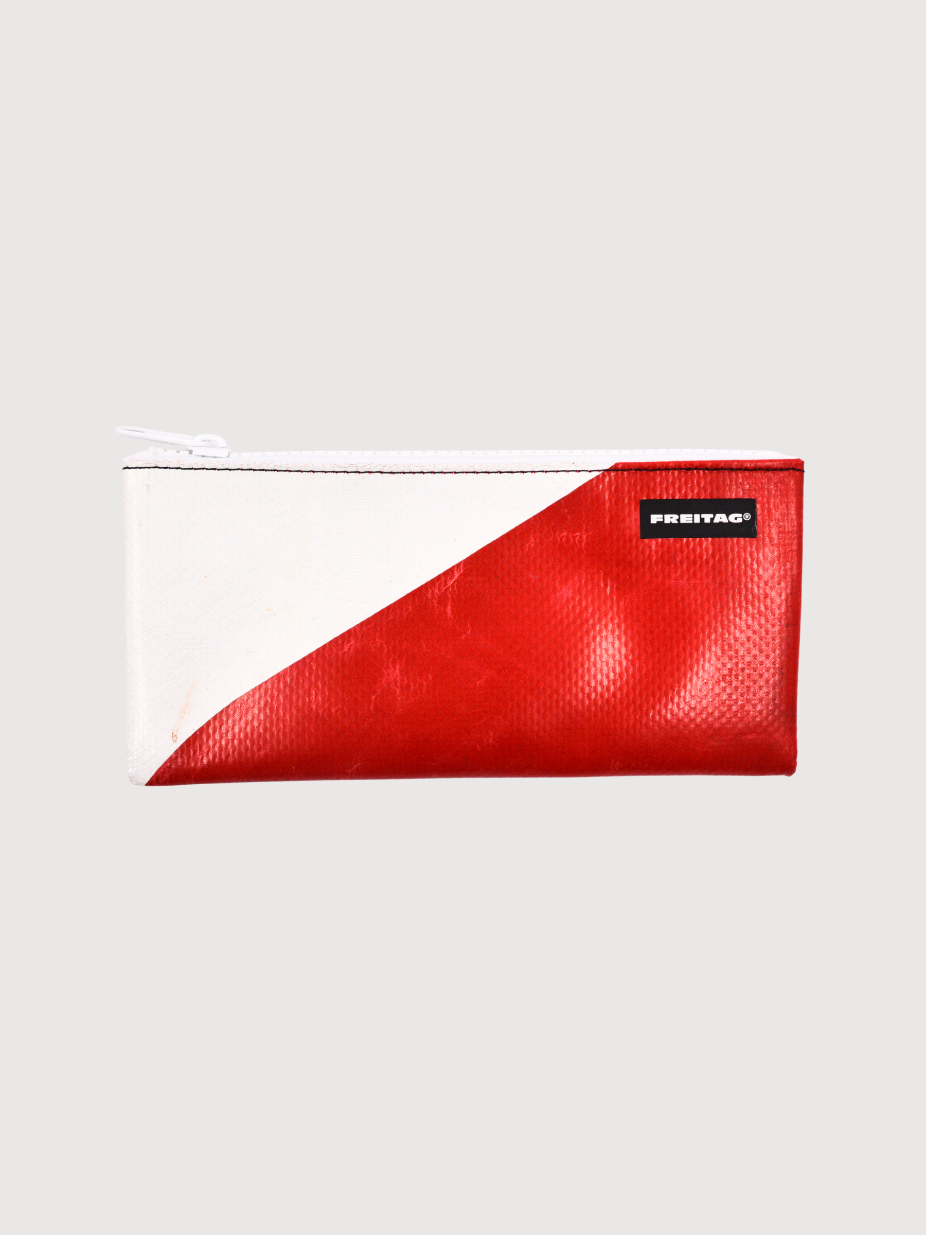 Serena Red/White Pouch | FREITAG