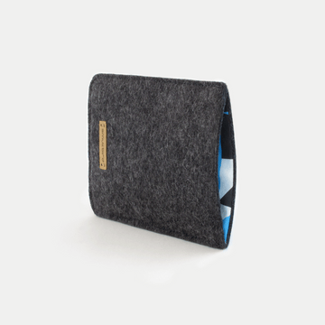 Handytasche für Motorola Edge 60 fusion aus anthrazit Wollfilz und Baumwolle, innen blau, stilvolles Design.