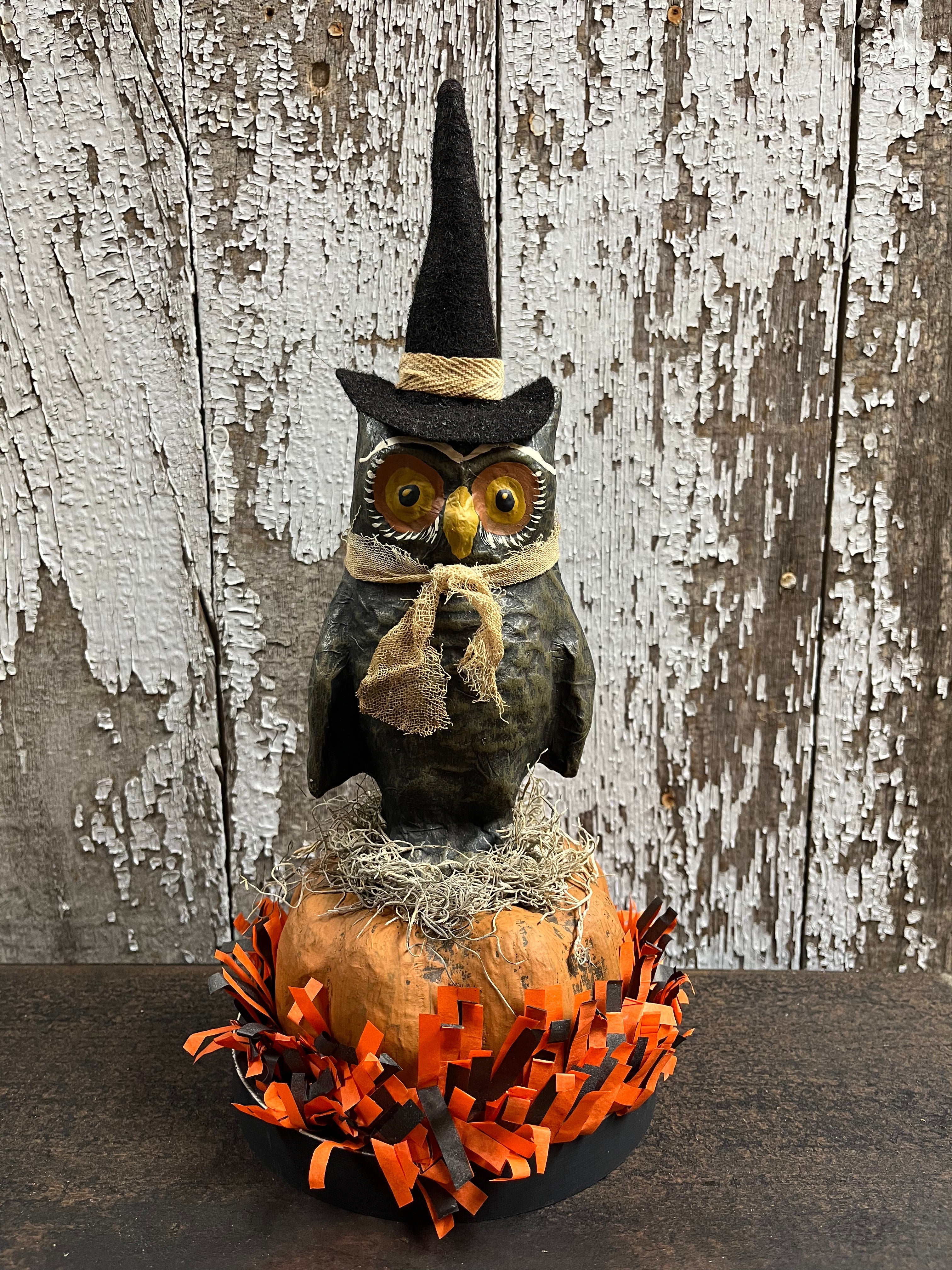 Primitive Owl On Pumpkin Rugged Chic 13x6