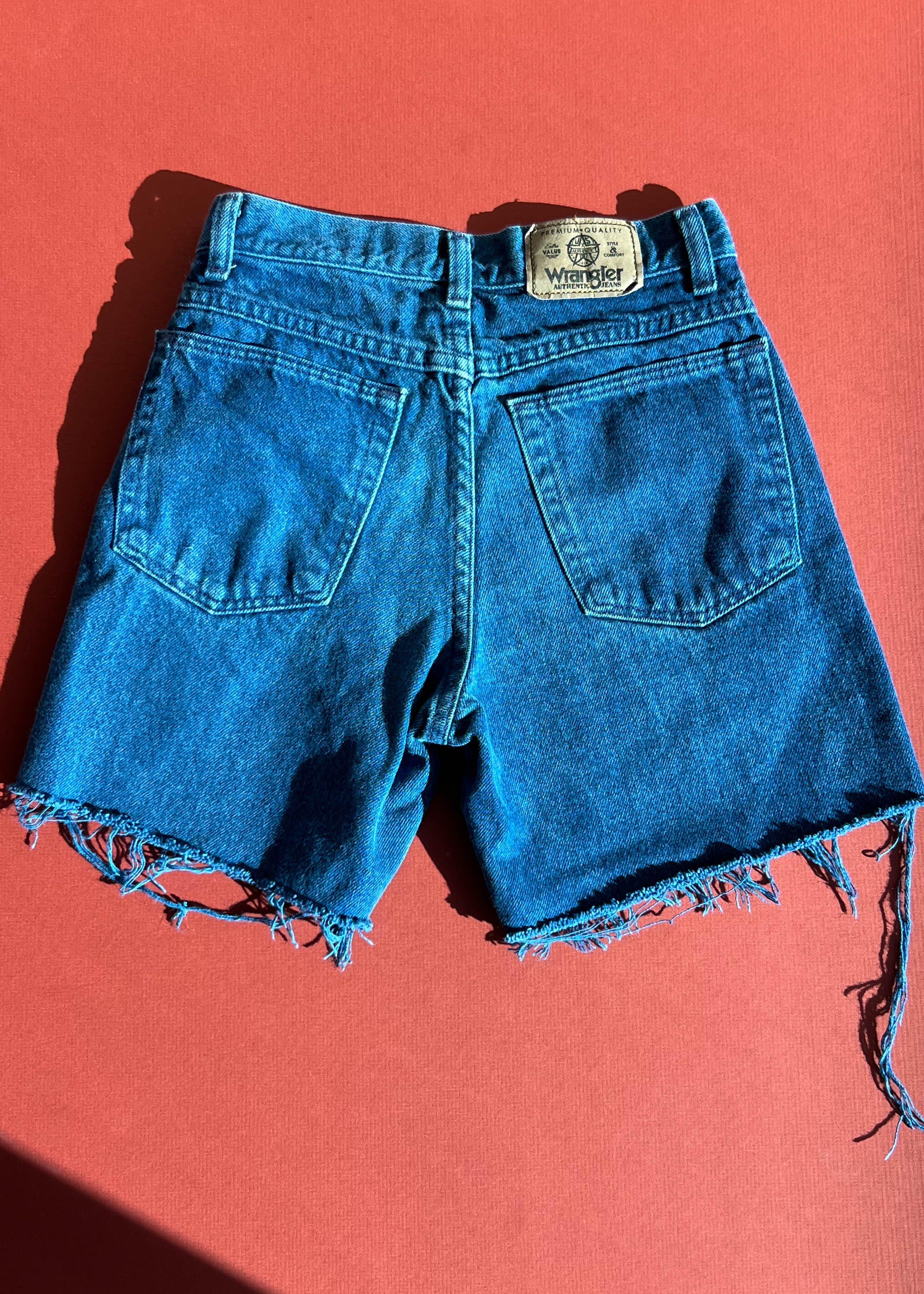 90’s Wrangler Cut-Off Shorts (XS)