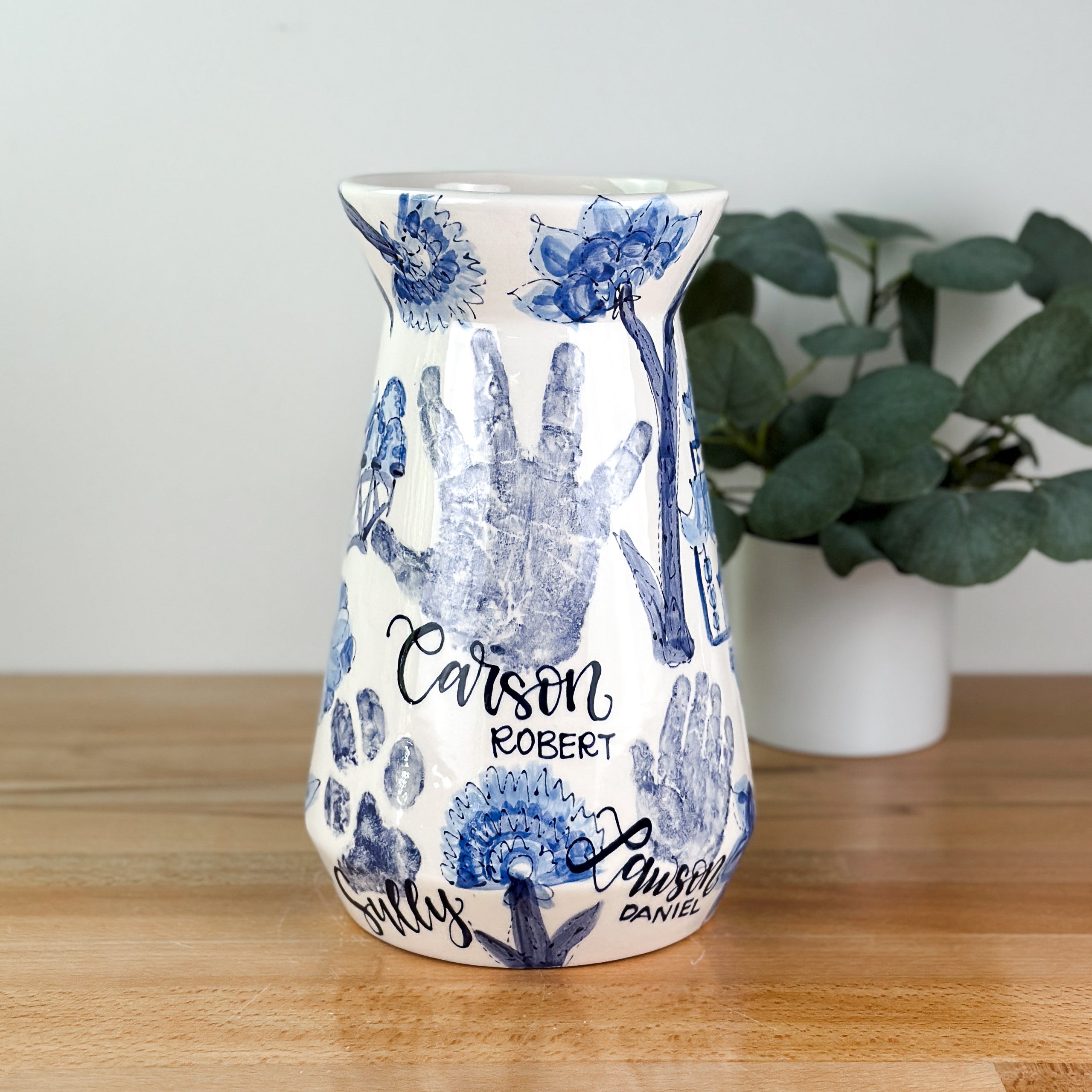Classic Chinoiserie Vase