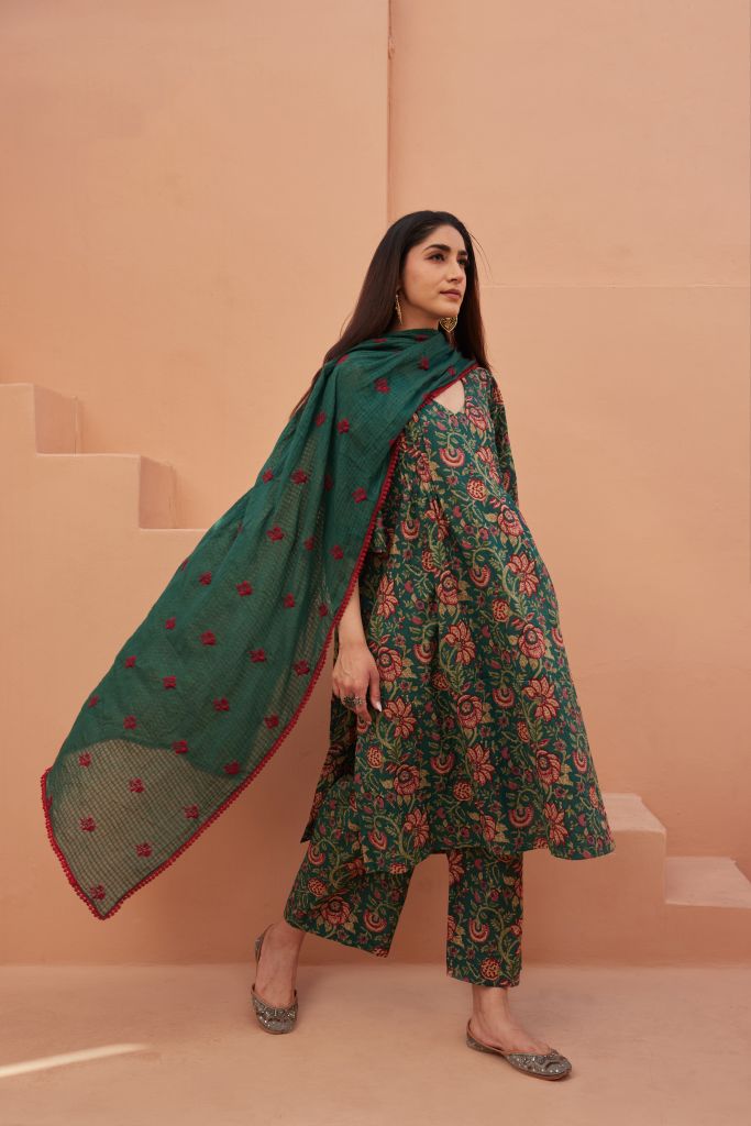 Harqat Green Straight Set Gulabo Jaipur