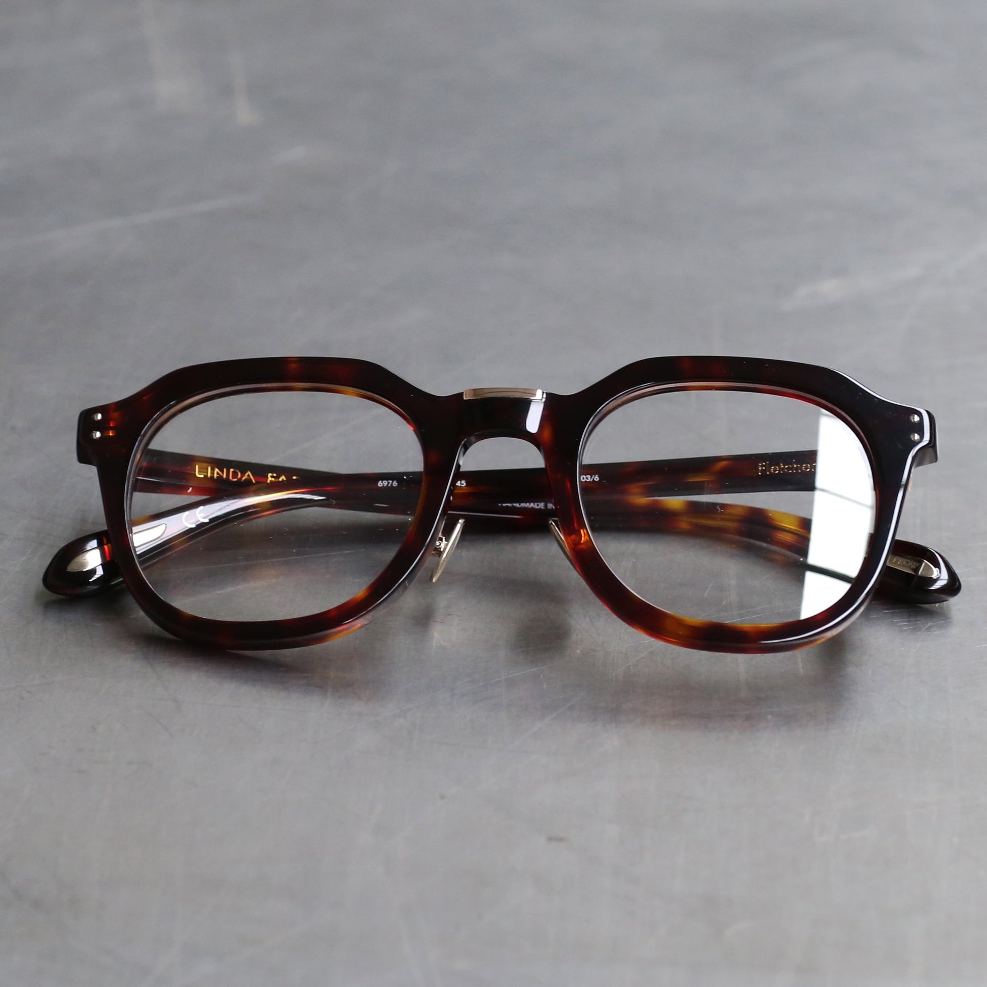 LINDA FARROW LFL1103C6OPT Fletcher dark T-shell glasses