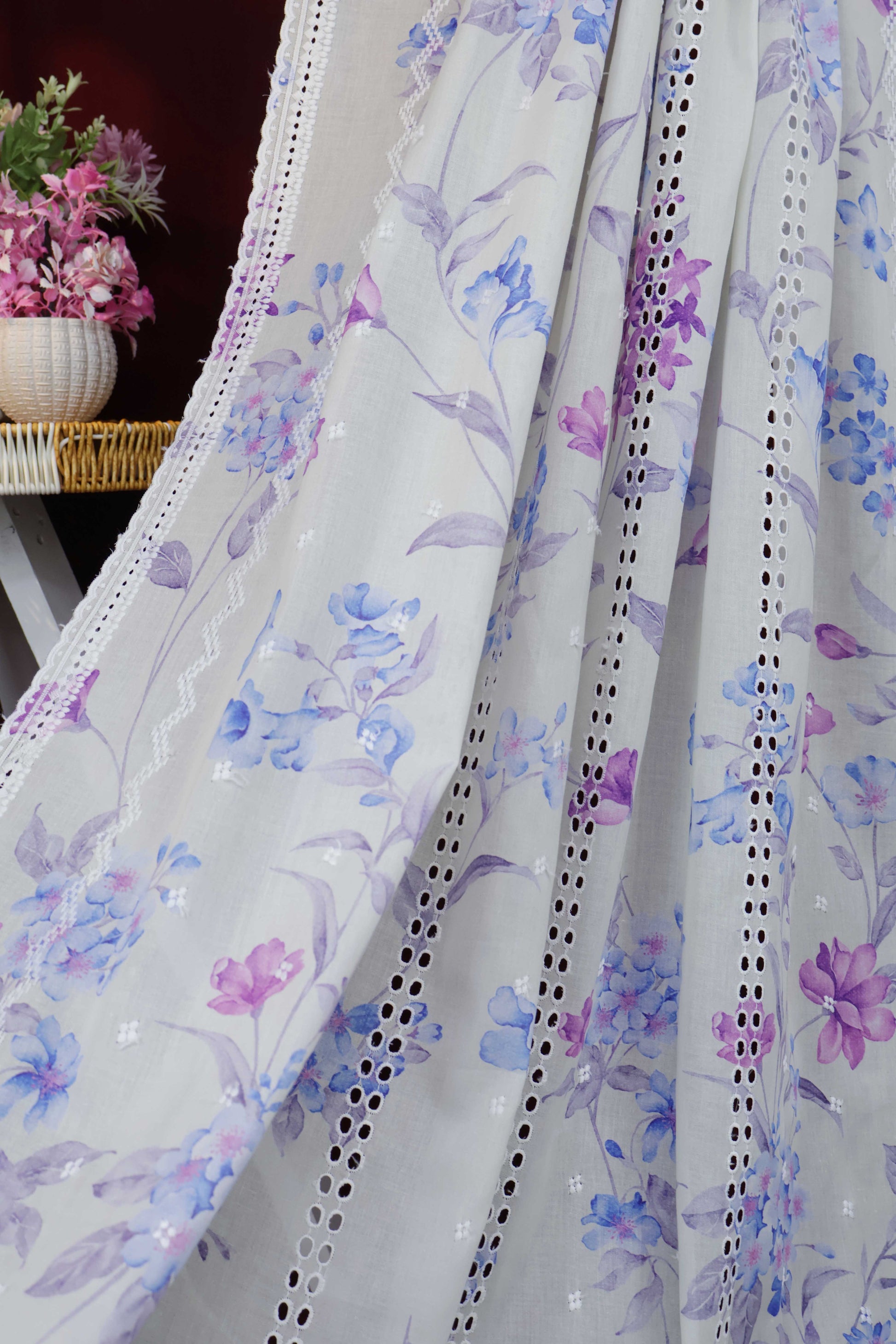Embroidered Lawn Shawl LSST16