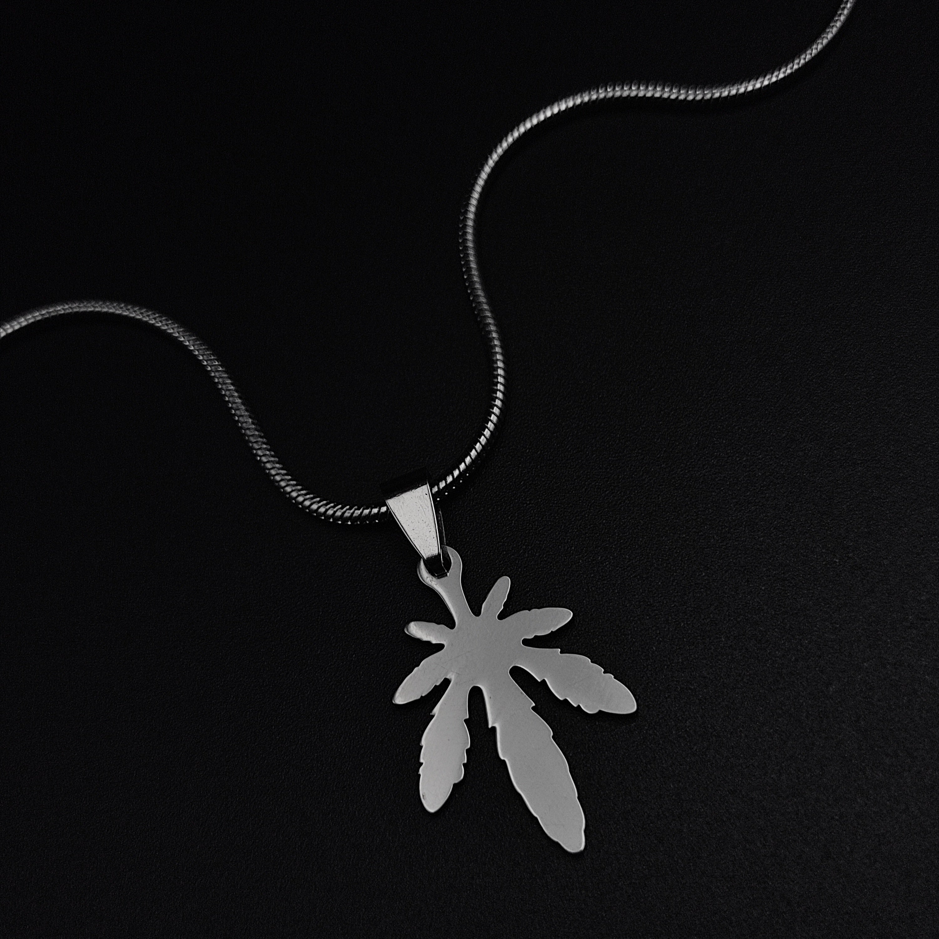 Maple Necklace - Vrp Fashions