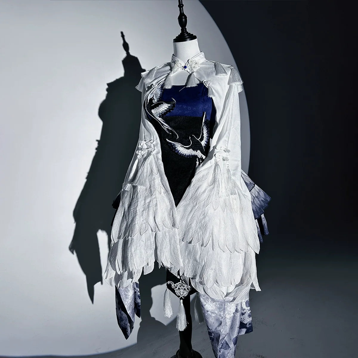 Dark Blue Feathered Finch — Chinese Classic Lolita Dress Set