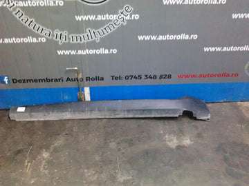 Prag fals dreapta Peugeot 2008