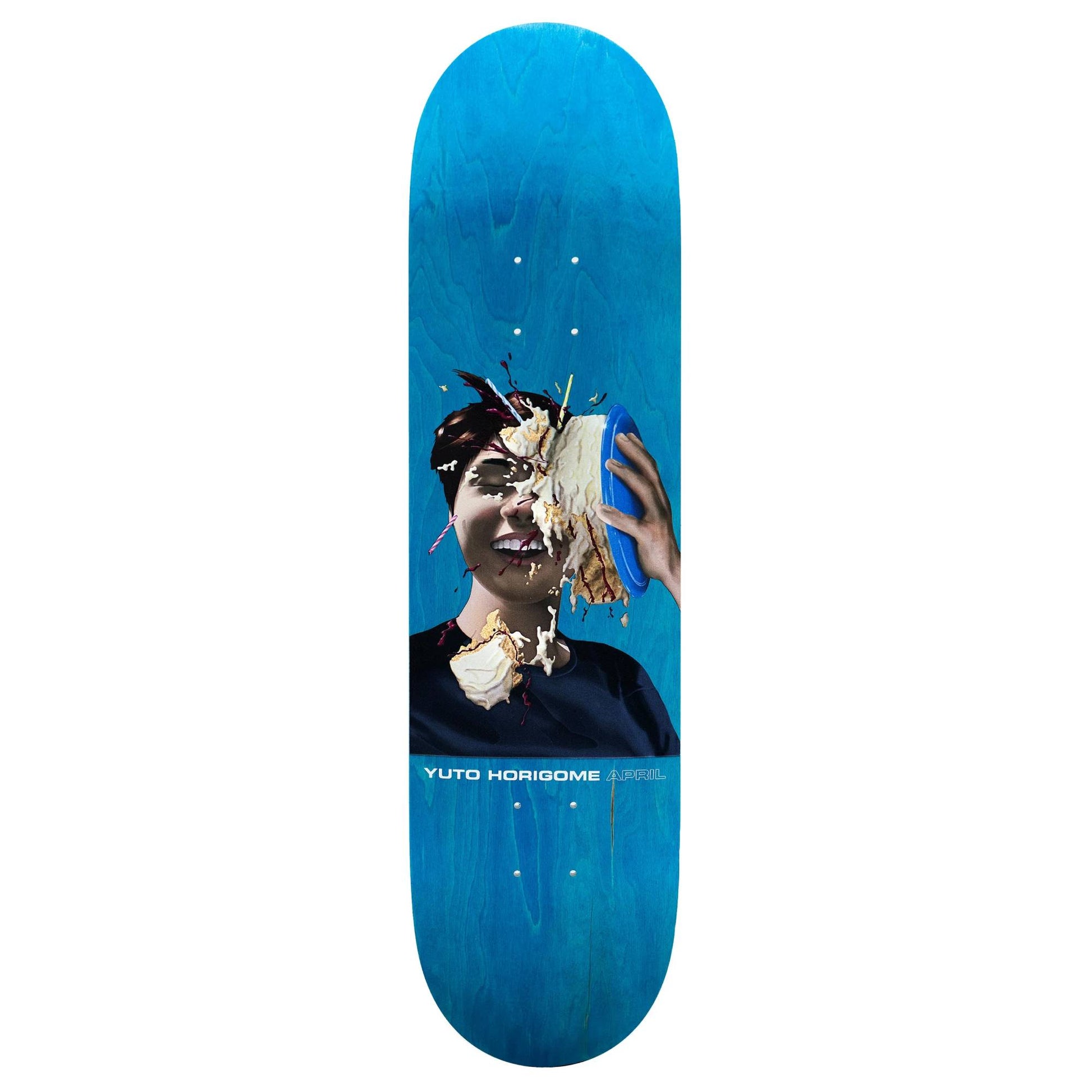 Tabla Skate April Yuto Cake 2 8.25 + Lija