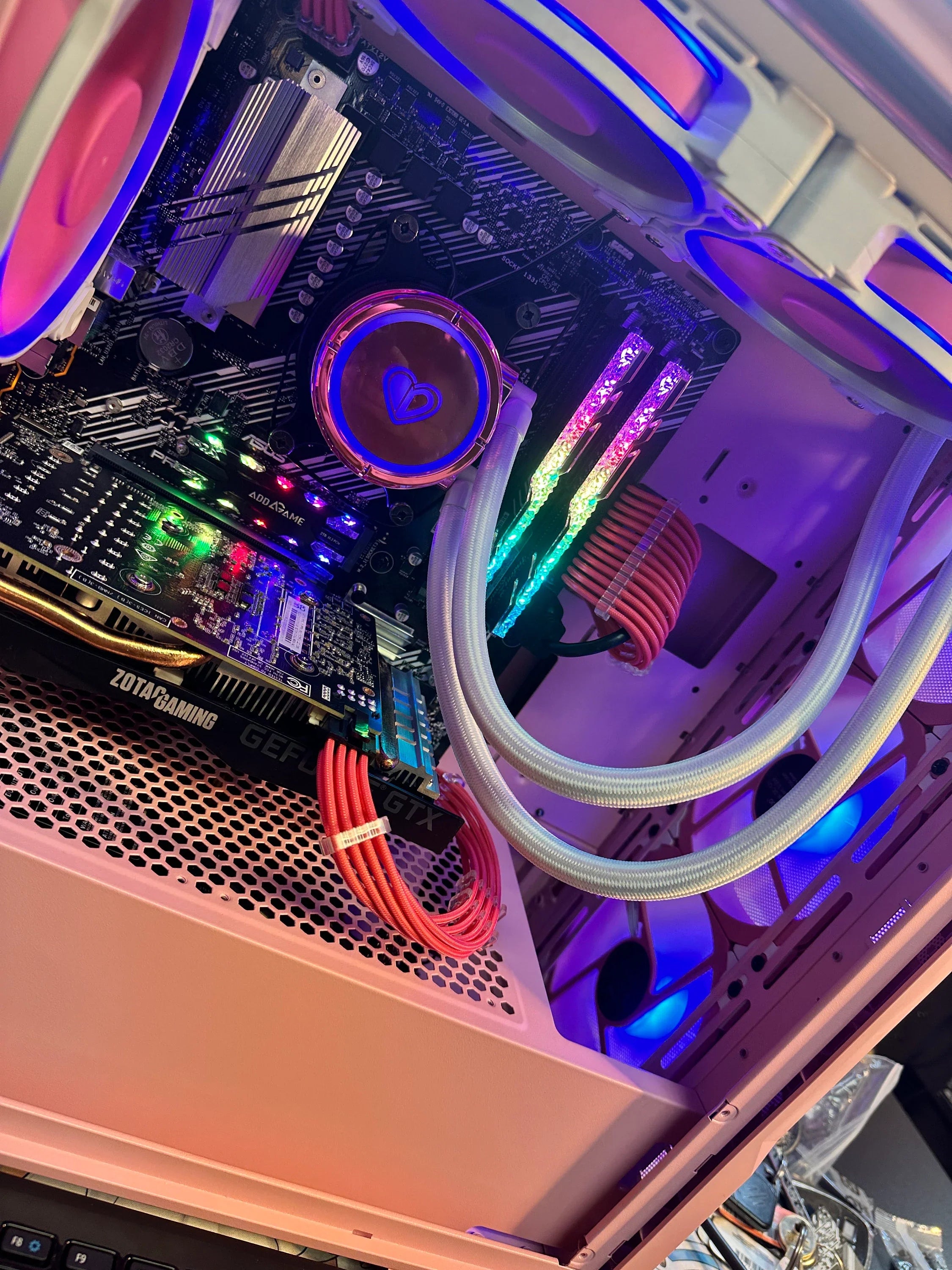The Intermediate Evelynne ® - The Original Pink Gaming Computer