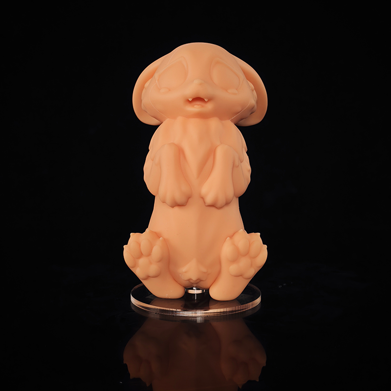 The Cunning Hug: Lila - Lila's Frontal View