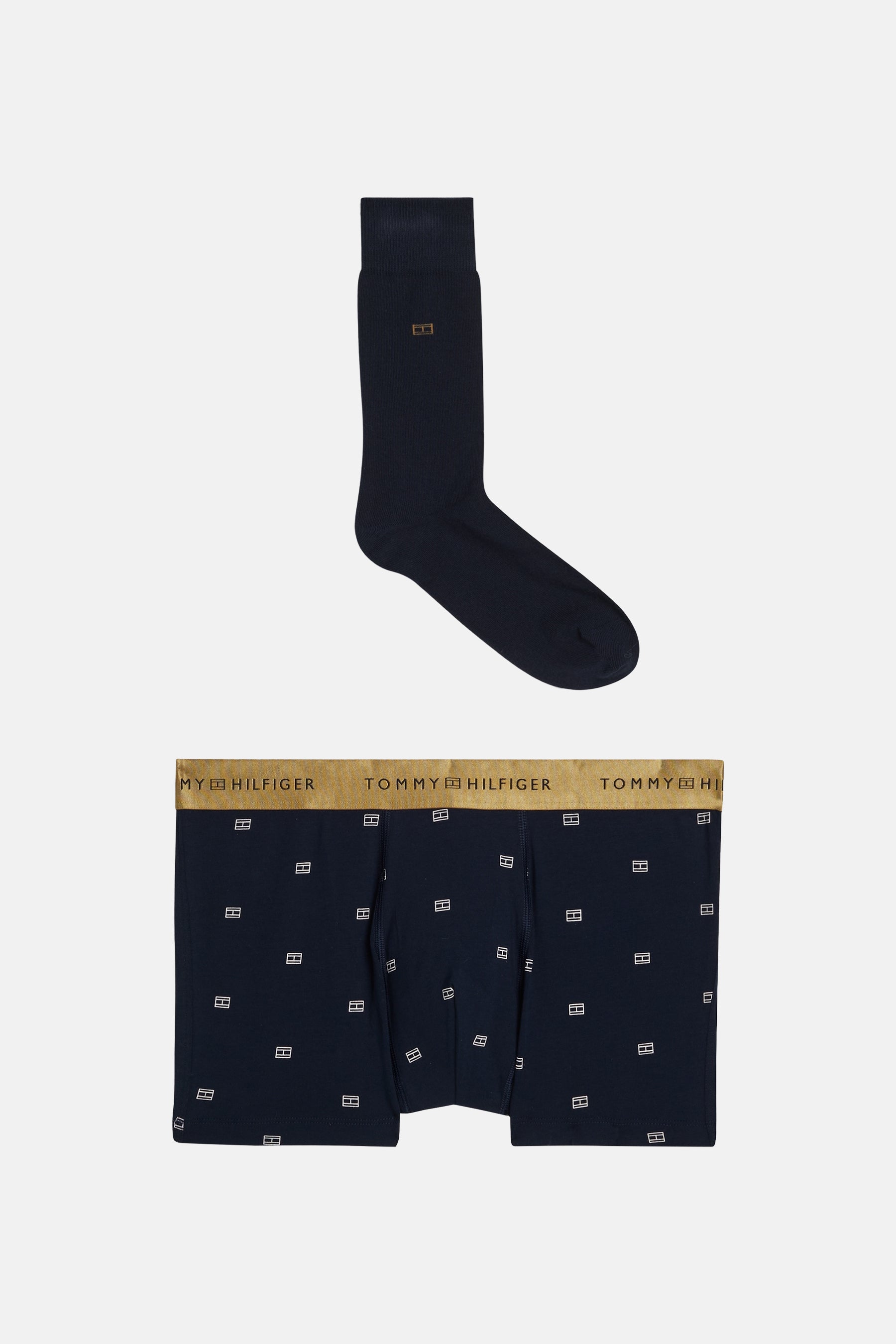 Sous-vêtements bleus de TOMMY JEANS, avec une impression de logo all-over et des chaussettes assorties.