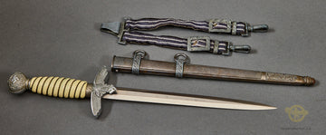 German WWII 2nd Model Luftwaffe Dagger w/Hangers***STILL AVAILABLE***
