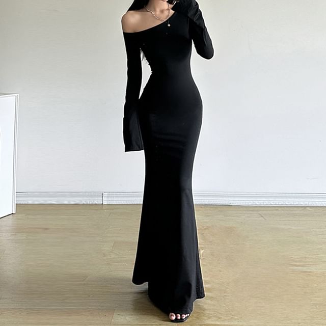 Bell Sleeve Cold-Shoulder Plain Slim-Fit Maxi Bodycon Dress