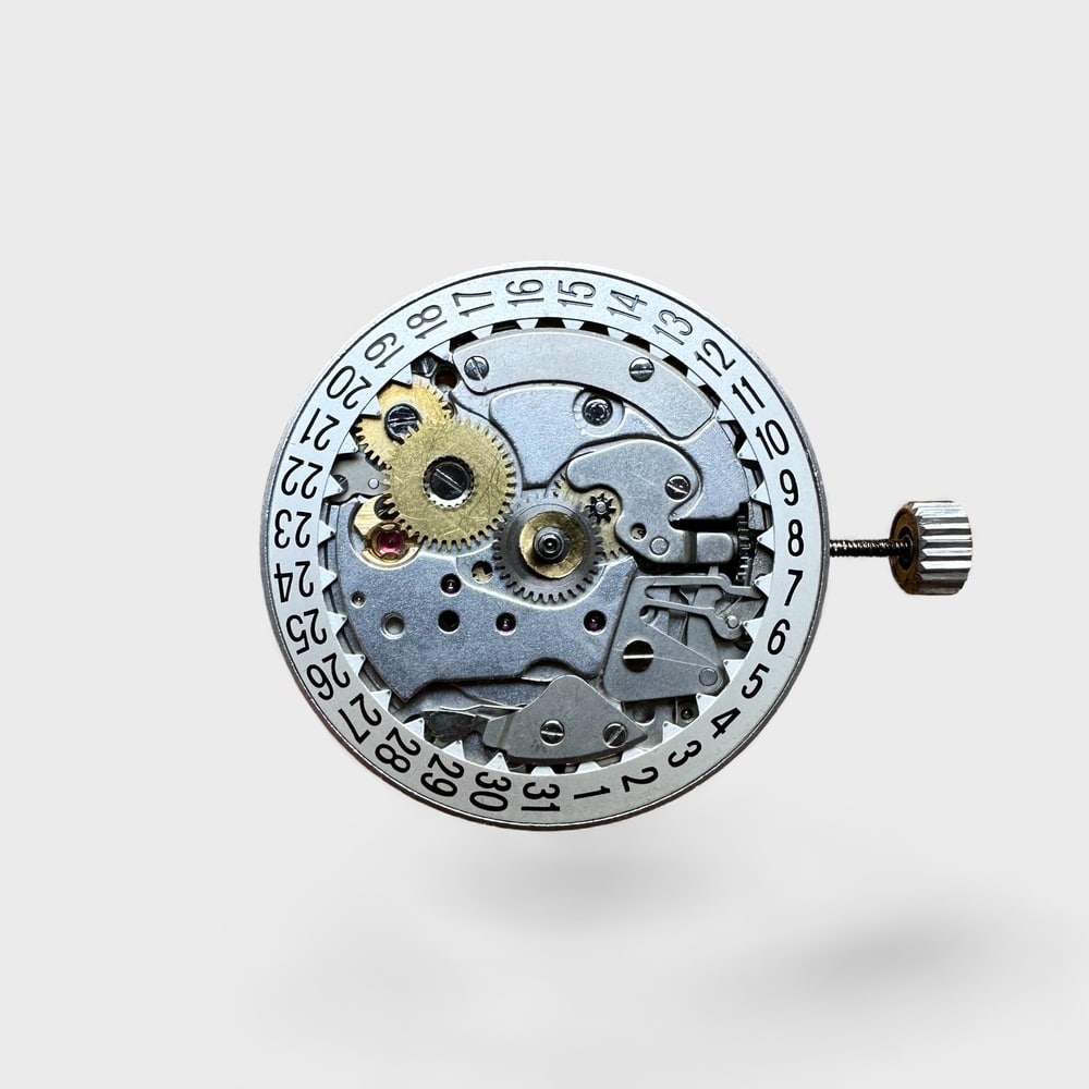 Genuine original vintage automatic movement complete from Zenith for caliber 2542PC - front view