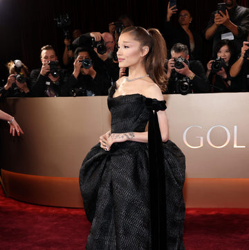 Ariana Grande Is Stunning in Black at the 2026 Golden Globes