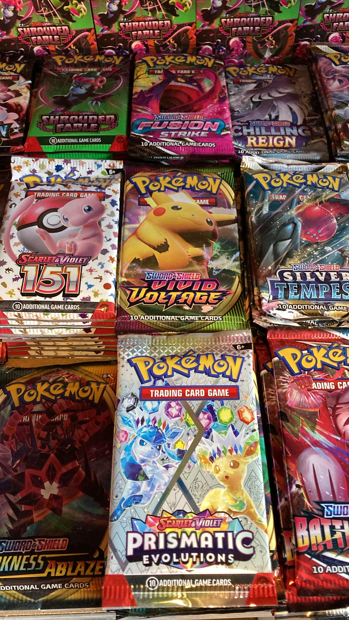 How many cards are in a Pokémon Booster Pack?