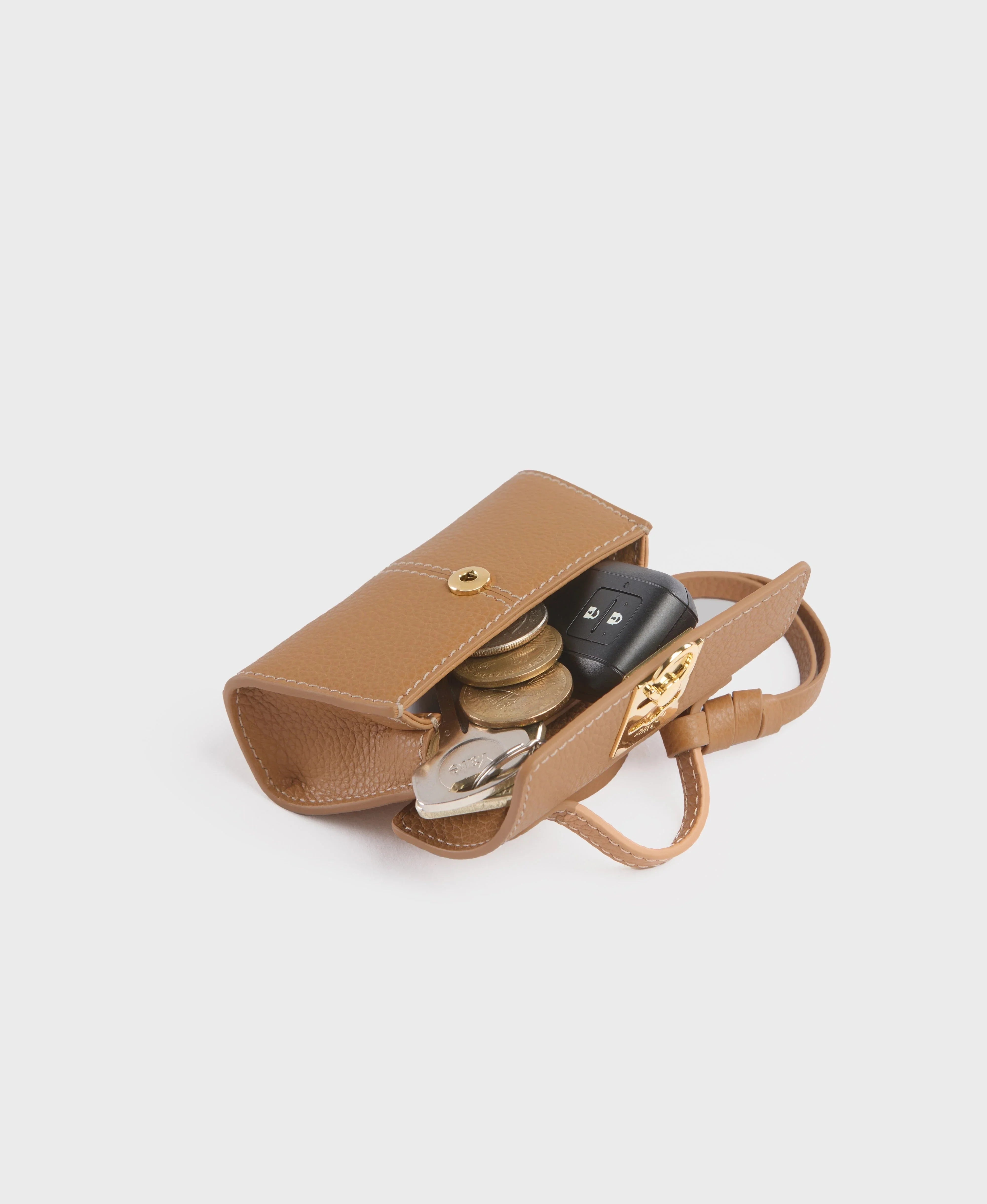 Micro Stance Charm - Pecan