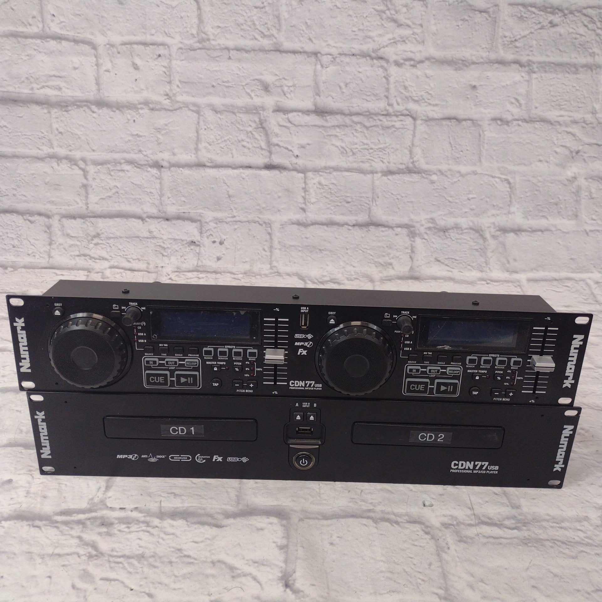 Numark CDN77USB DJ CD Deck