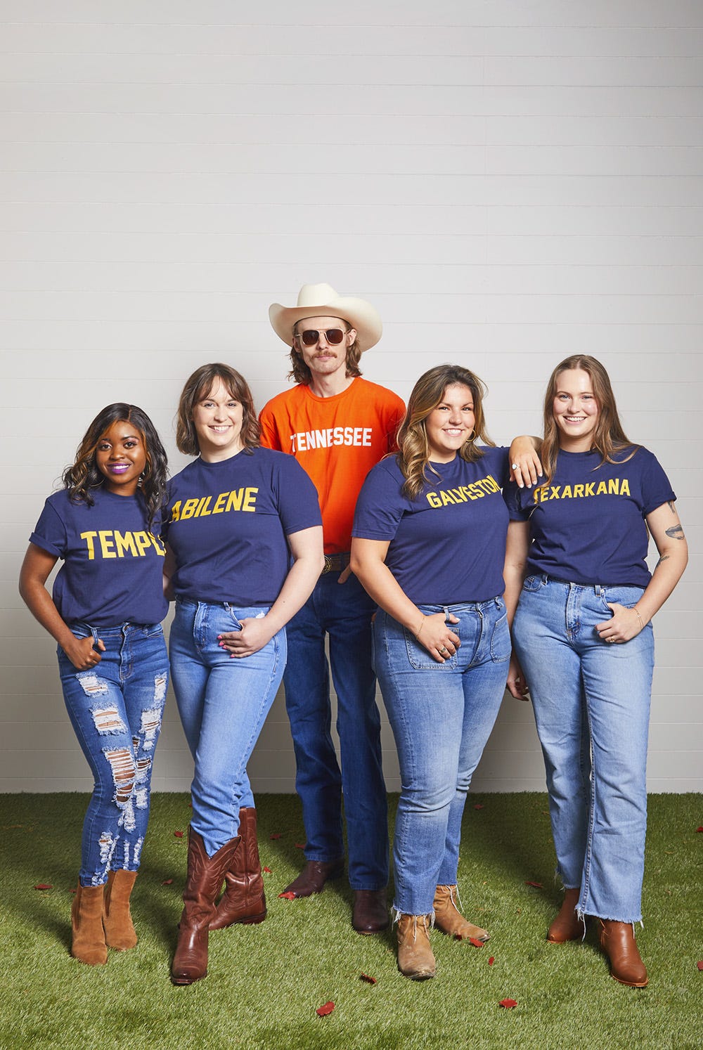20 DIY Group Halloween Costumes You Can Put Together This Weekend