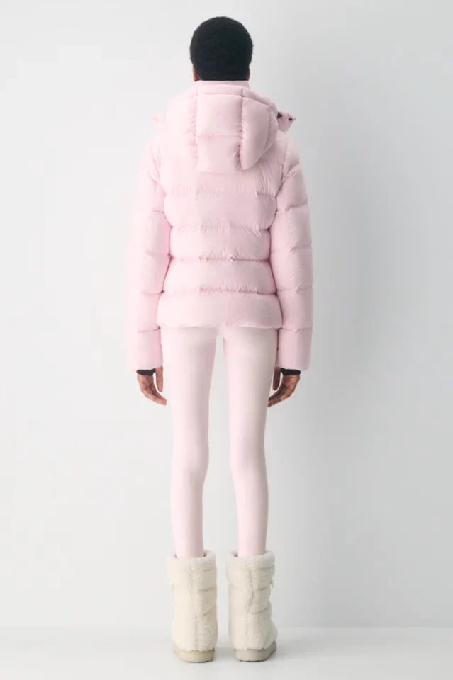 Aritzia The SuperSnug Puff