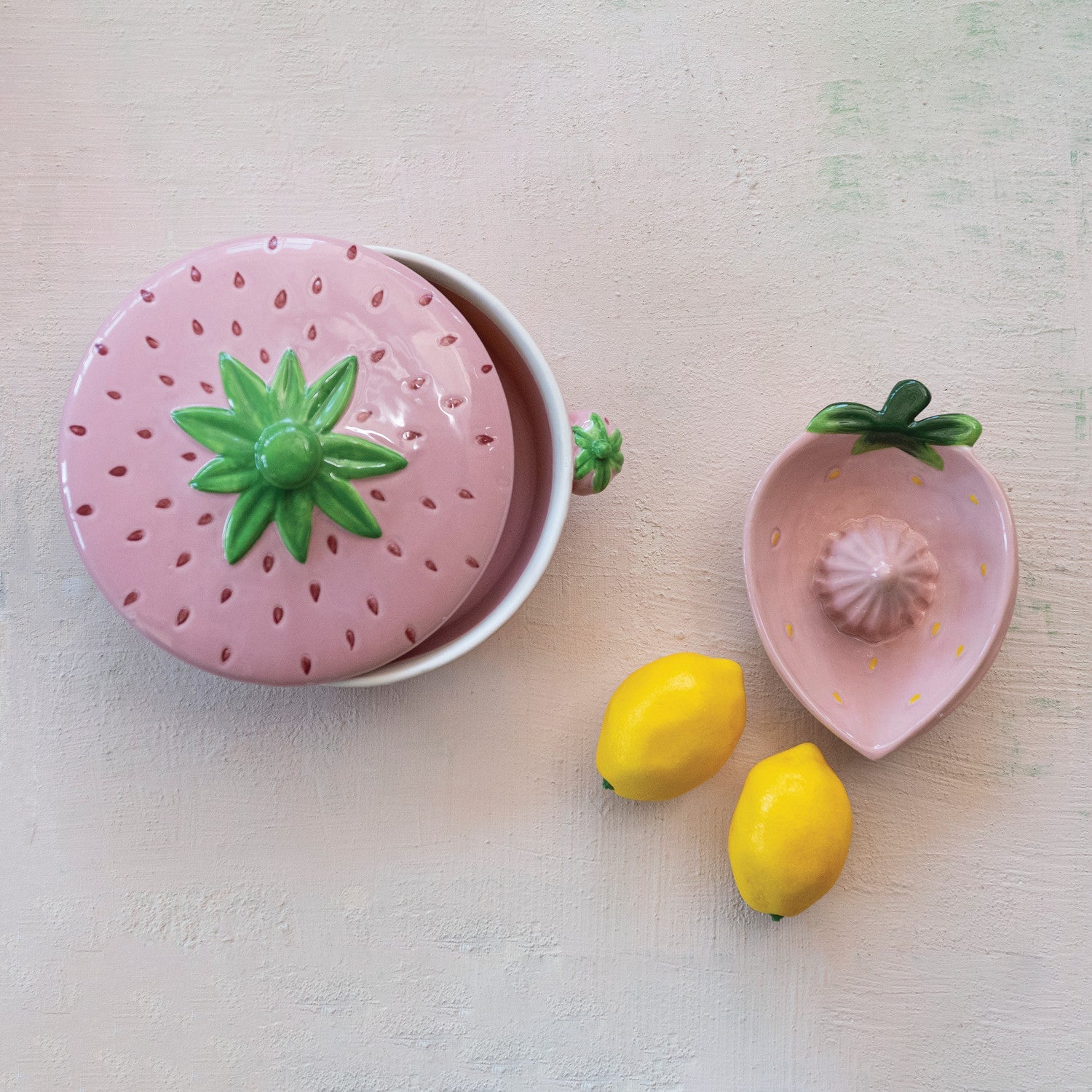 Stoneware Strawberry Baker