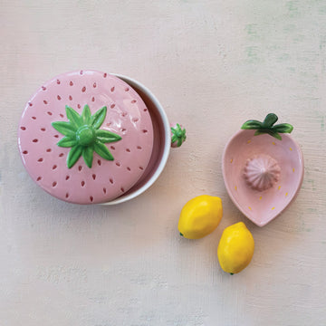 Stoneware Strawberry Baker