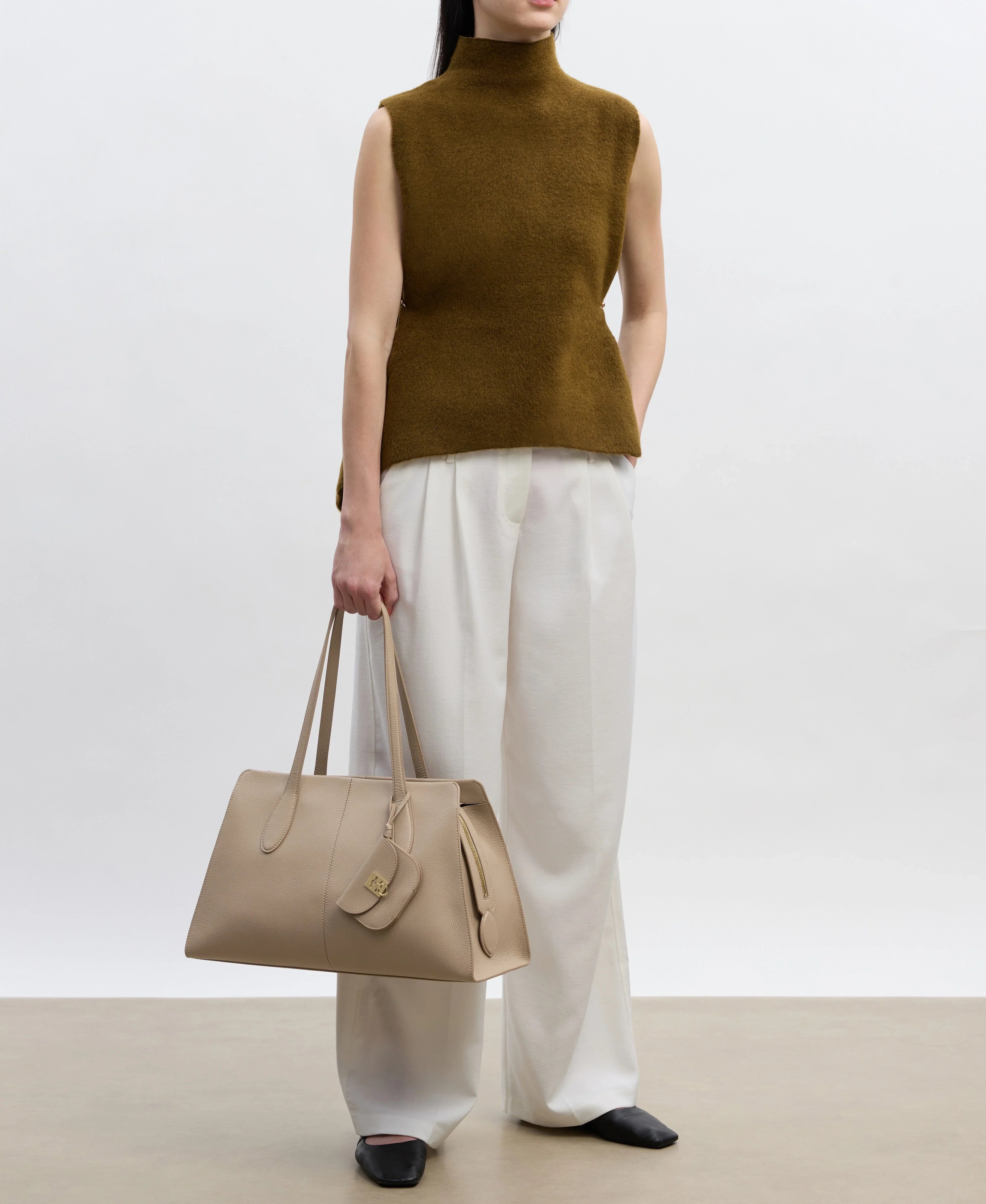 Day Tote - Taupe